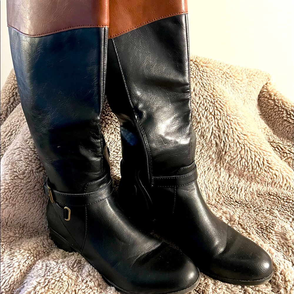 Size 9 Black and Brown Rampage Boot